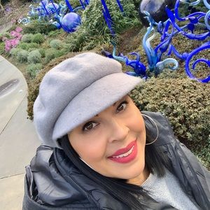 Meet your Posher, Yvonne